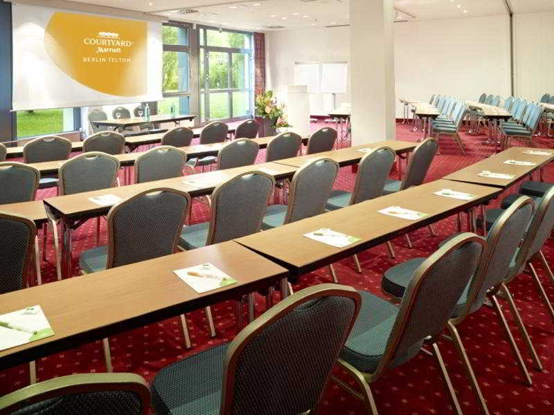 מלון Courtyard By Marriott Berlin טלטאו מראה חיצוני תמונה