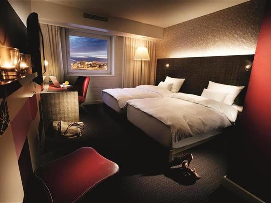 מלון Courtyard By Marriott Berlin טלטאו מראה חיצוני תמונה